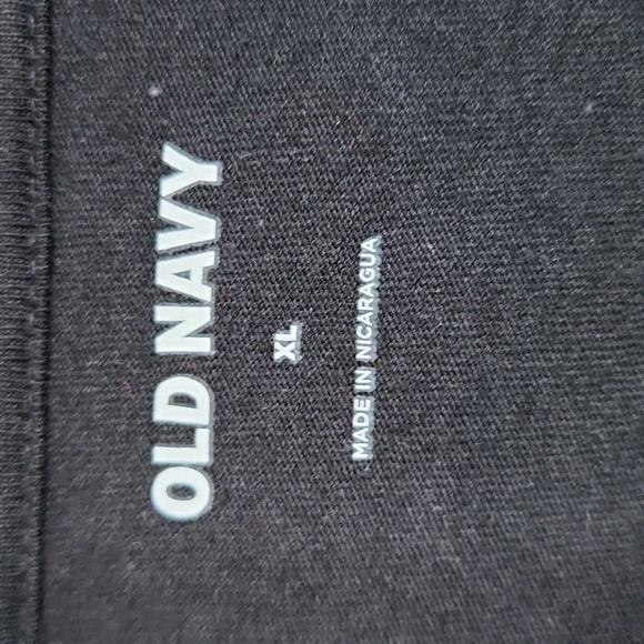 Old Navy Dunder Mifflin Inc. Tee - Picture 3 of 5